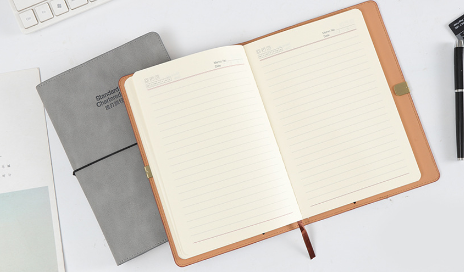 A5 soft cover leather business notepad with elastic strap - Image 4