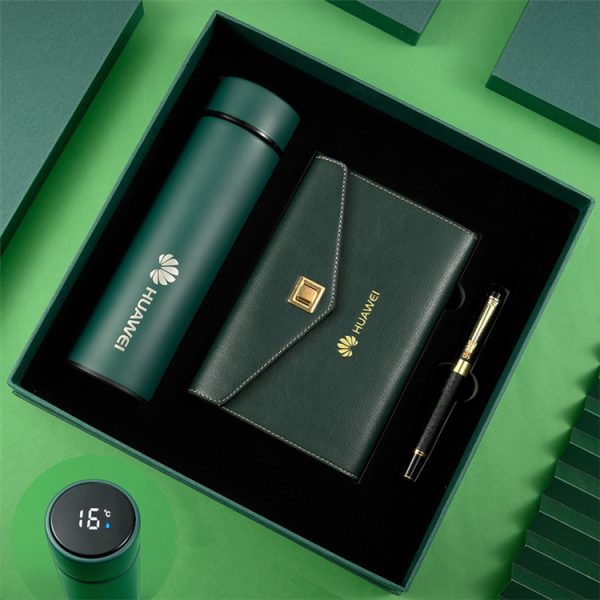 A5 Leather Cover Tri-fold Metal Buckle Loose-leaf Planner
